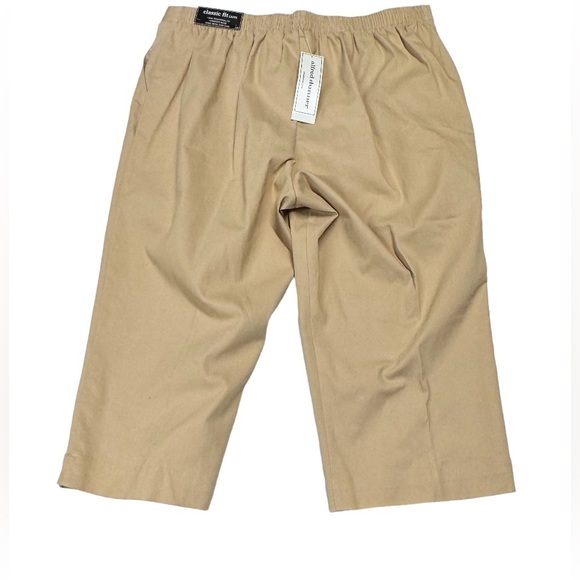 Alfred Dunner tan colored size 18 classic fit capri pants NWT! - Picture 2 of 9